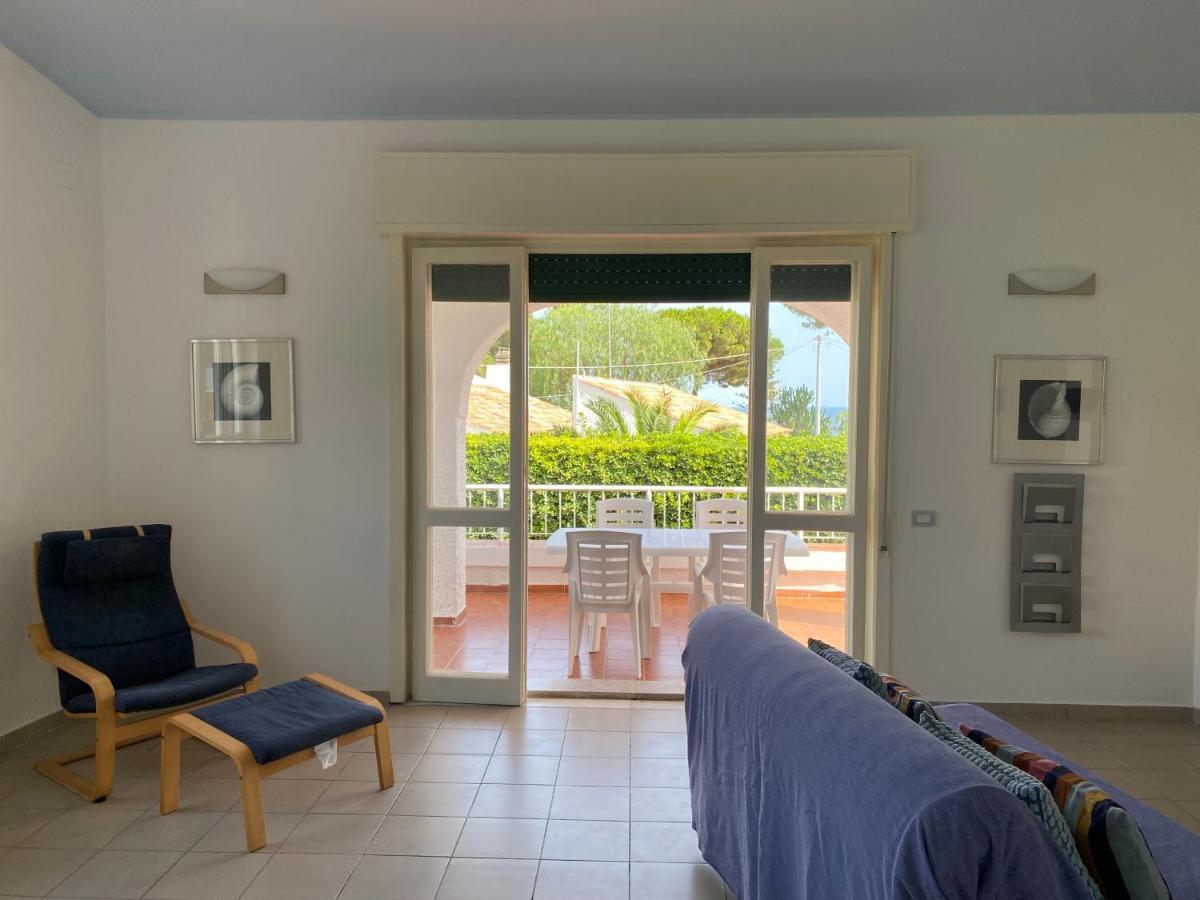 Villa Titti Residence La Bussola フォンターネ・ビアンケ エクステリア 写真